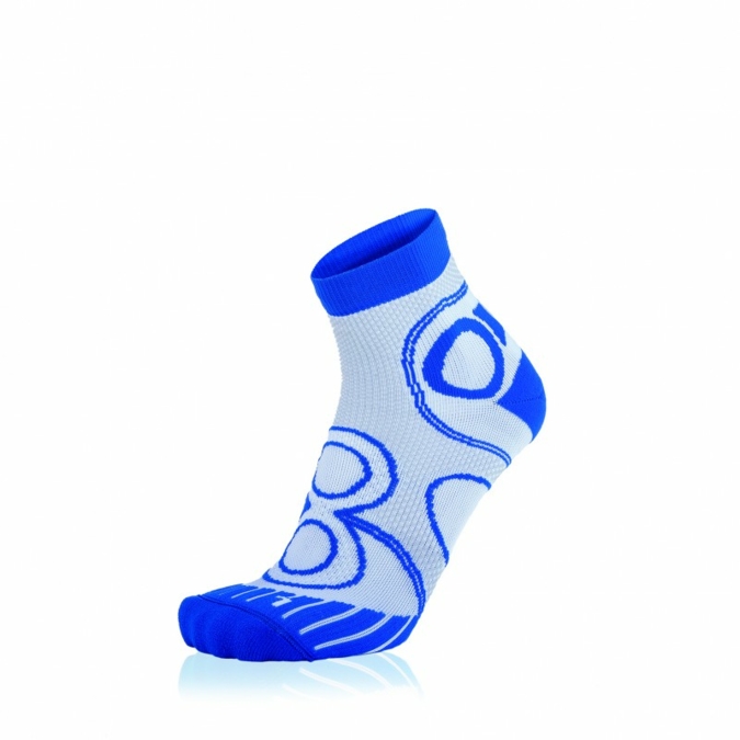 Die neuen Funktionssocken von Eightsox schützen die Gelenke Photo: Lowa