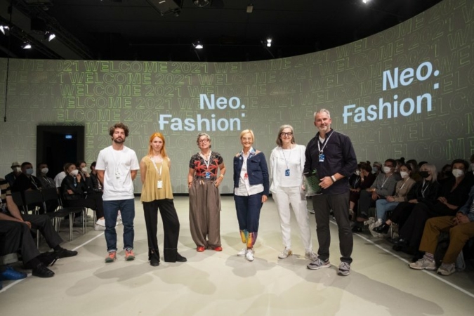 NeoFashion21.jpg