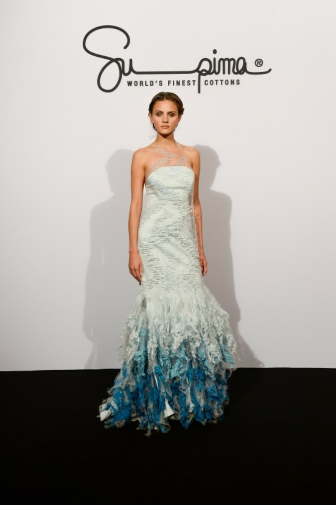 Haute Couture Robe aus USA Baumwolle von Julia Han