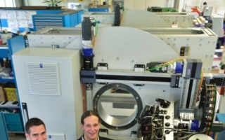 Hans-Jürgen Heinrich, Mirko Spieler, Sebastian Nendel, Rainer Wallasch, Ramon Tirschmann und Olaf Rohde (von links) vor zwei Modulen der eigens en...