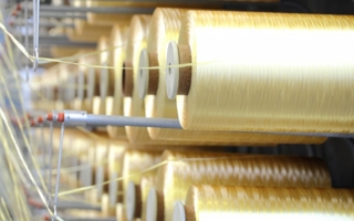 Evonik-neue-Polymidfasern.jpg
