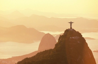 Brasilien, von Coface im September in der Länderbewertung wegen des hohen Risikos von Ausfällen in B herabgestuft, vollführt nach Ansicht des Kr...