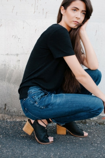 Mit der lastingfit Technologie der Marke Lycra hergestellte Jeans sind eine modische und komfortable Option für die jüngsten Boyfriend-Silhouette...