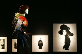 Blick in die Ausstellung »Jean Paul Gaultier. From the Sidewalk to the Catwalk« in der Kunsthalle München, 2015
Photo: Kunsthalle München